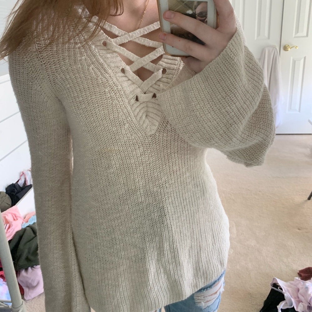 american eagle crossed sweater